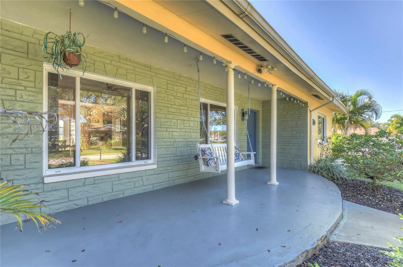 BAY VIEW PARK SEC P - Residential Lease