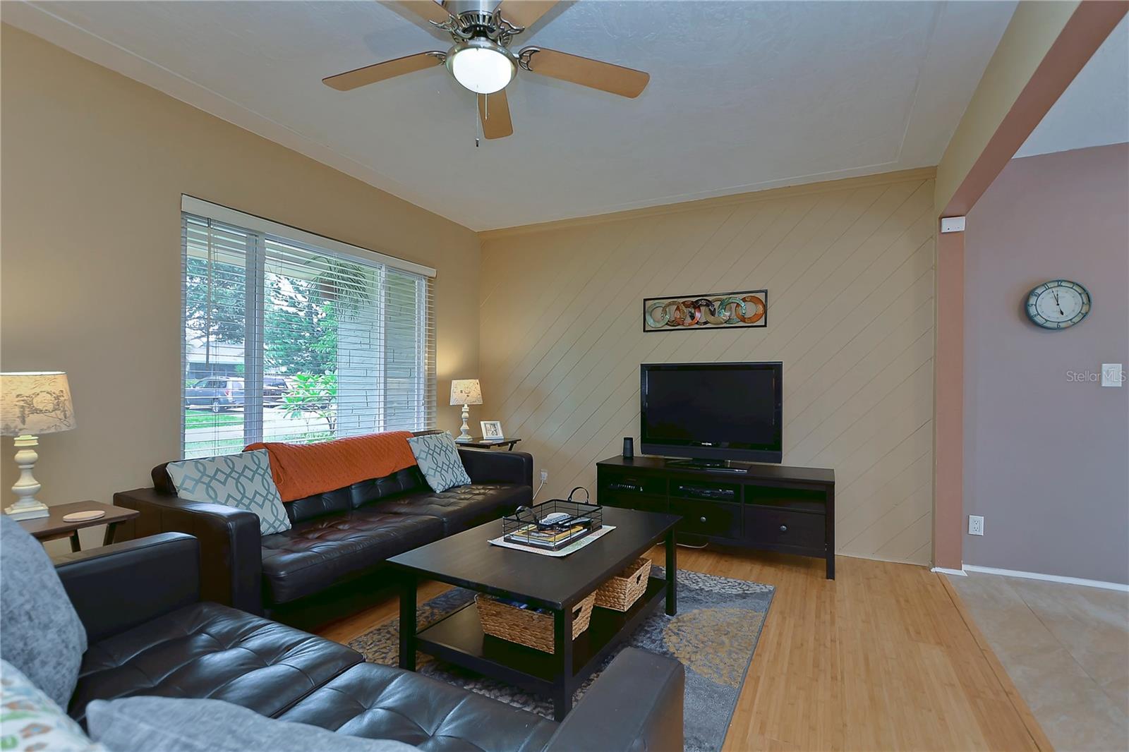 BAY VIEW PARK SEC P - Residential Lease