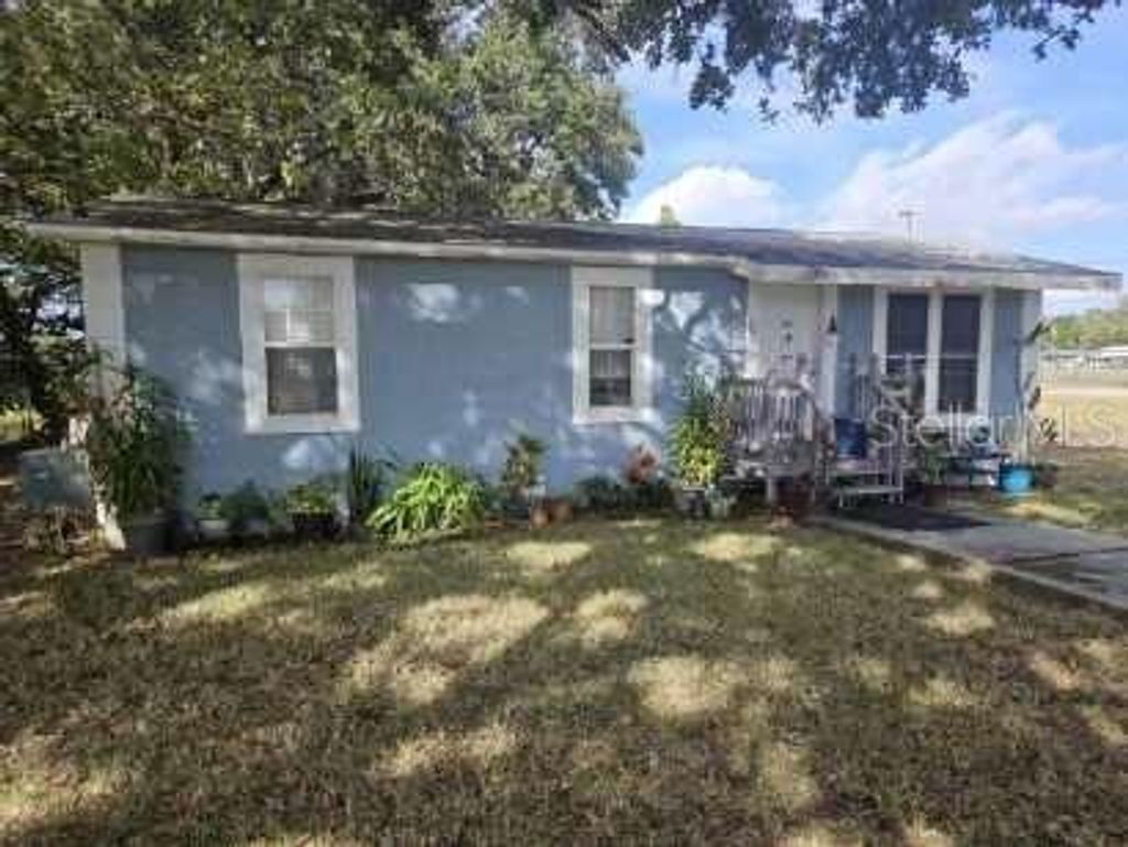 Photo of 877 Anderson Avenue, Mascotte, FL 34753 (MLS # G5105721)