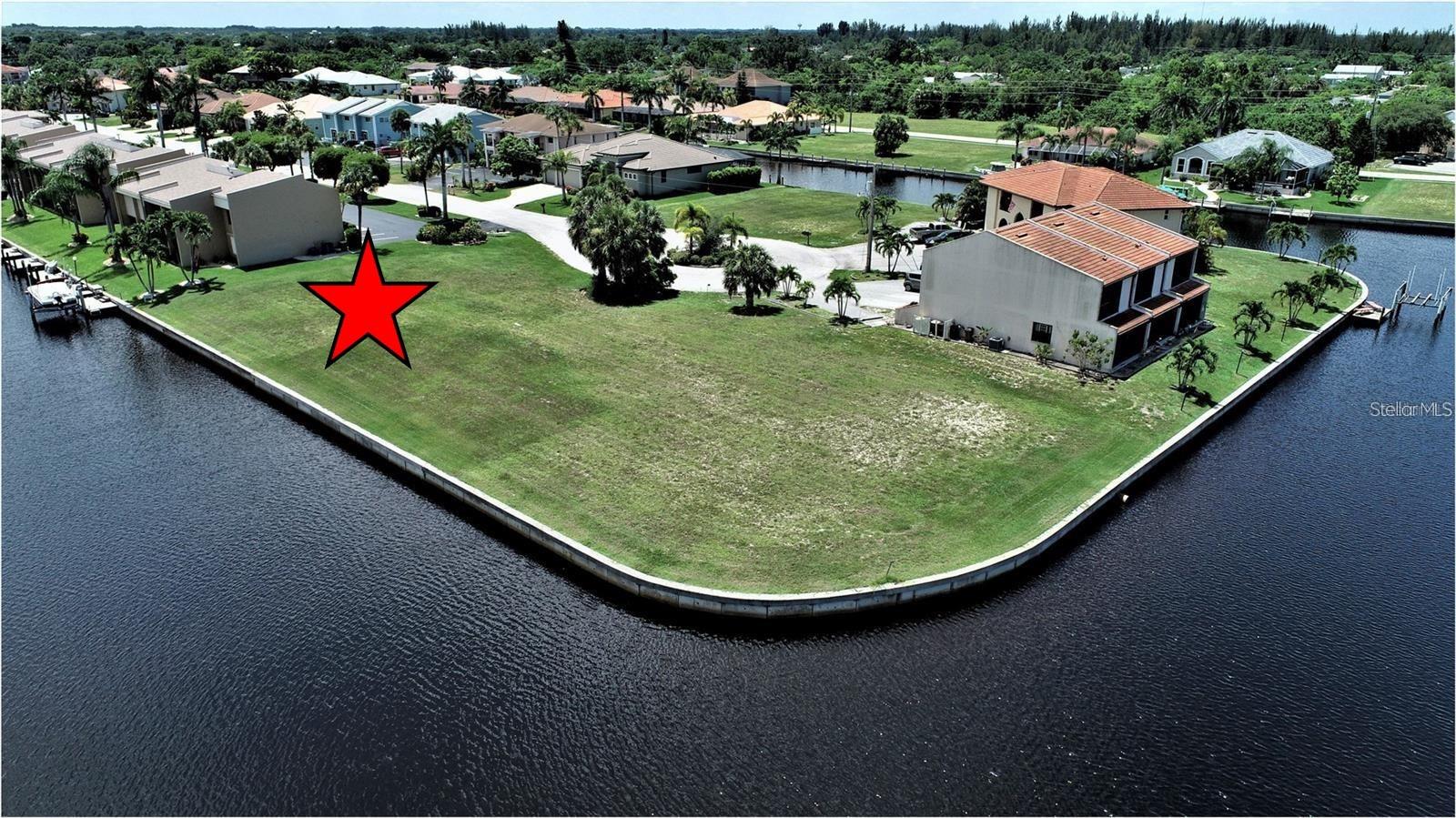 PUNTA GORDA ISLES SEC 07 - Land