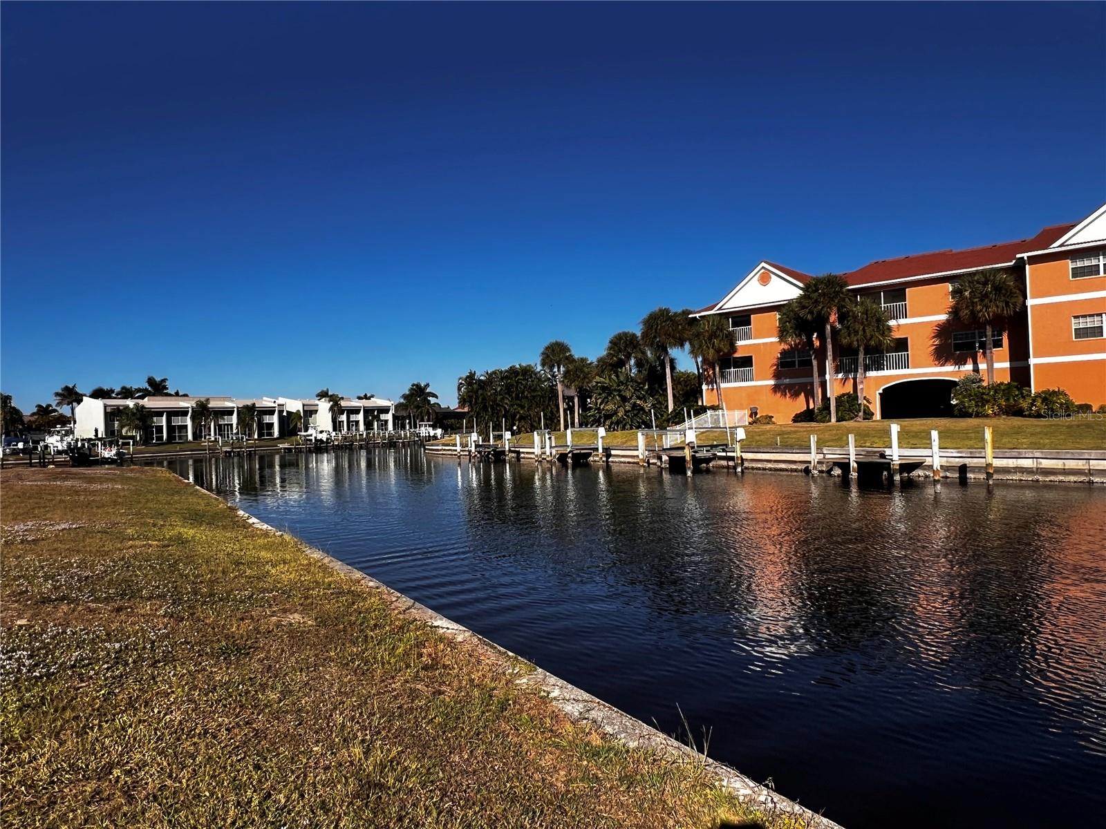 PUNTA GORDA ISLES SEC 07 - Land