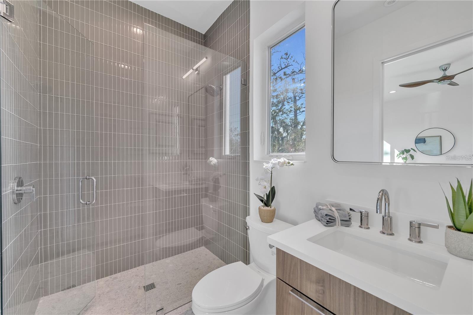 WATERSIDE-WOOD SIESTAS BAYSID - Residential