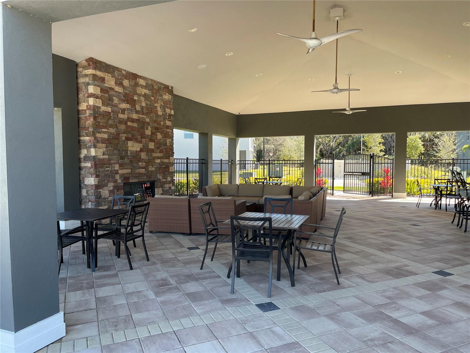 PROMENADE EAST - Residential Lease