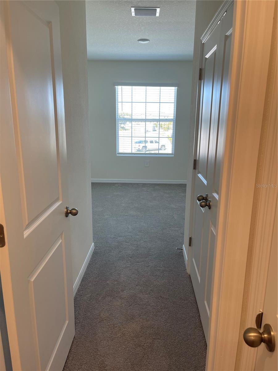 PROMENADE EAST - Residential Lease