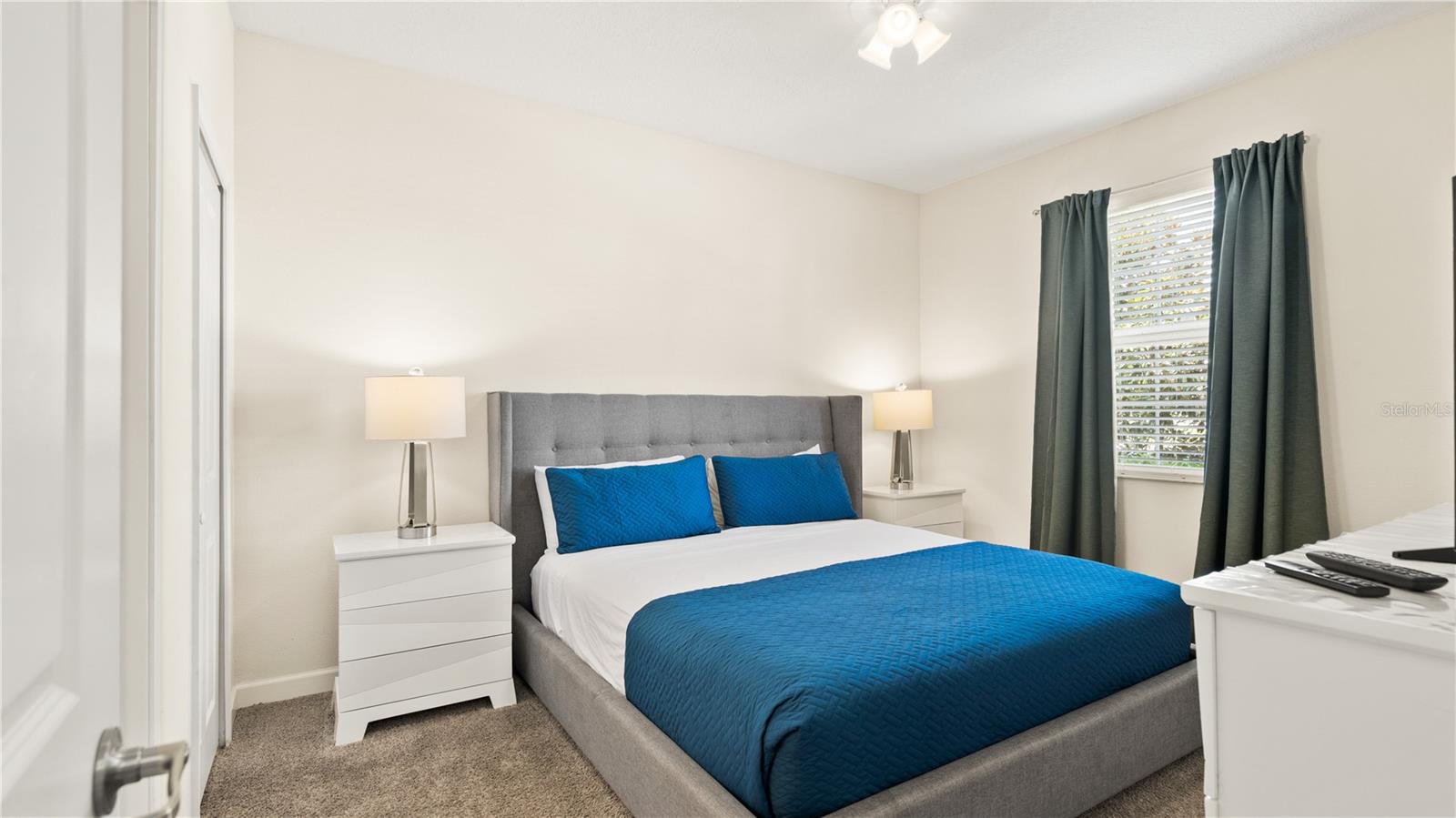 STONEYBROOK SOUTH PH I-1 & J-1 - Residential Lease