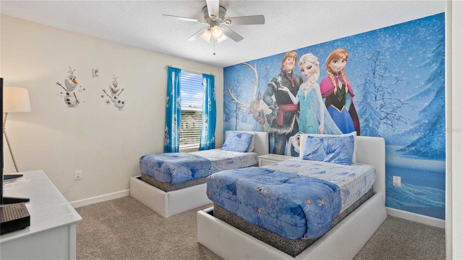 STONEYBROOK SOUTH PH I-1 & J-1 - Residential Lease