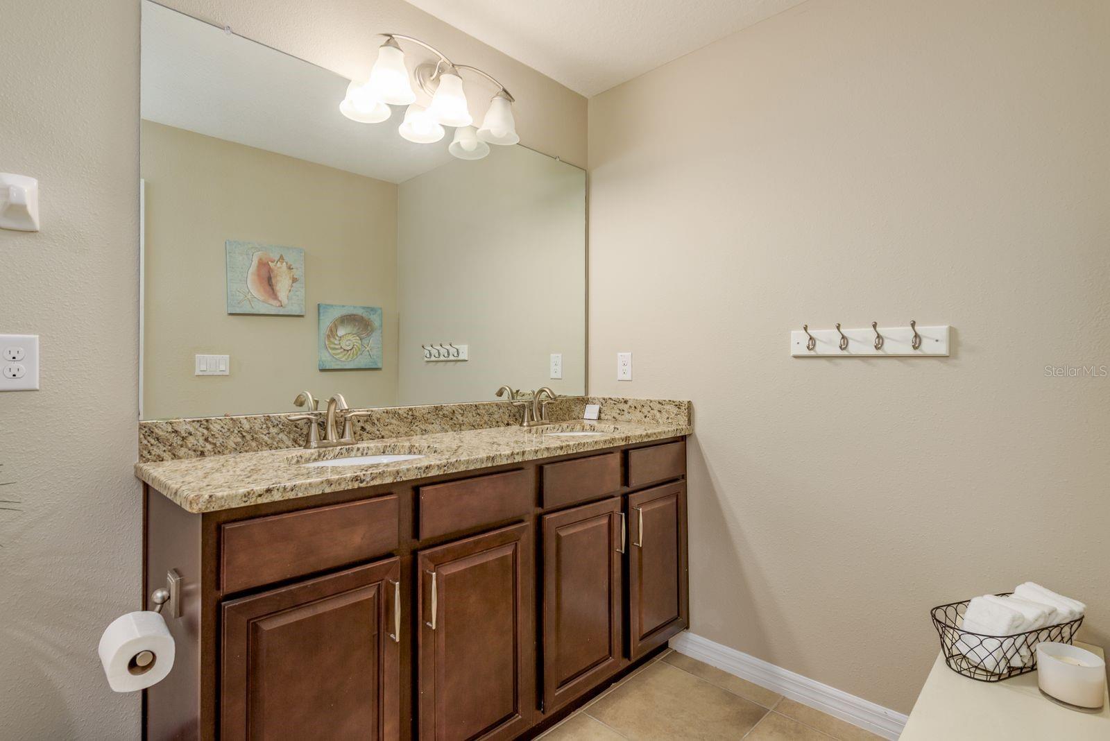 WHITTINGTON COURT TWNHMS - Residential