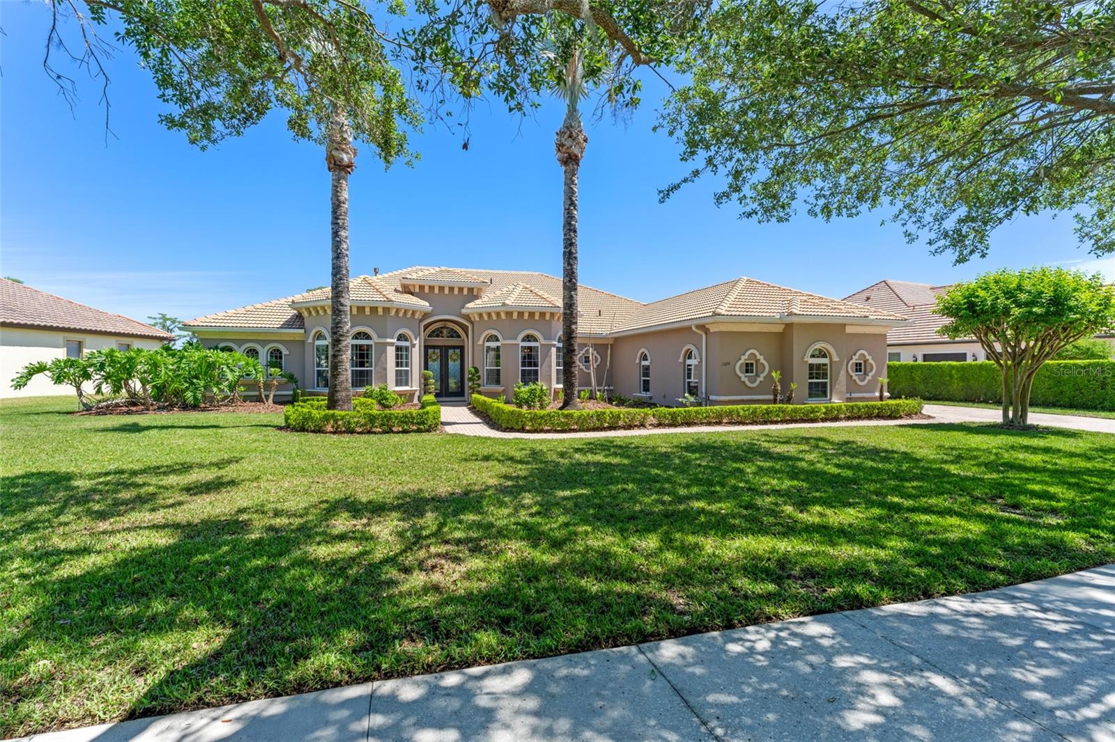 LAKES WINDERMERE PH 01 49 108 - Residential