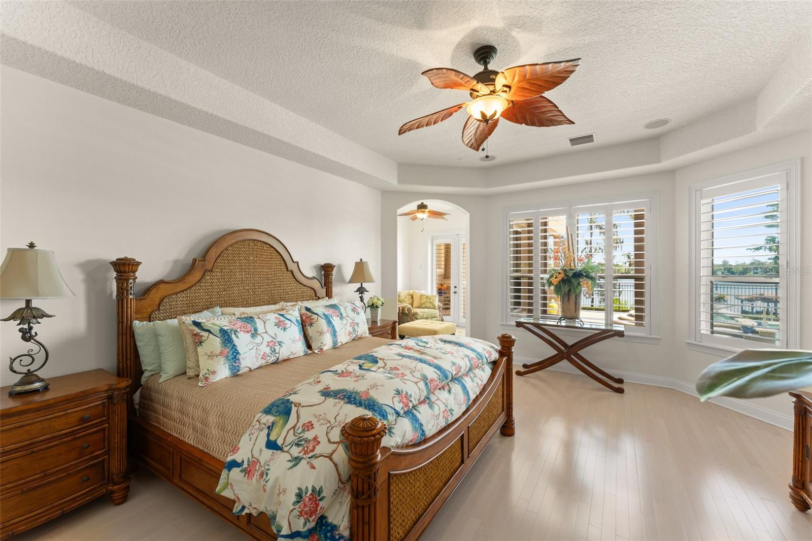 LAKES WINDERMERE PH 01 49 108 - Residential