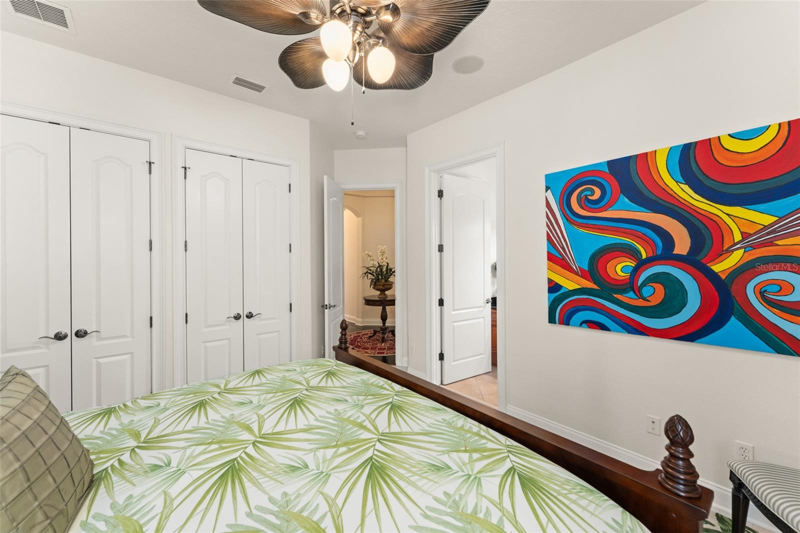 LAKES WINDERMERE PH 01 49 108 - Residential