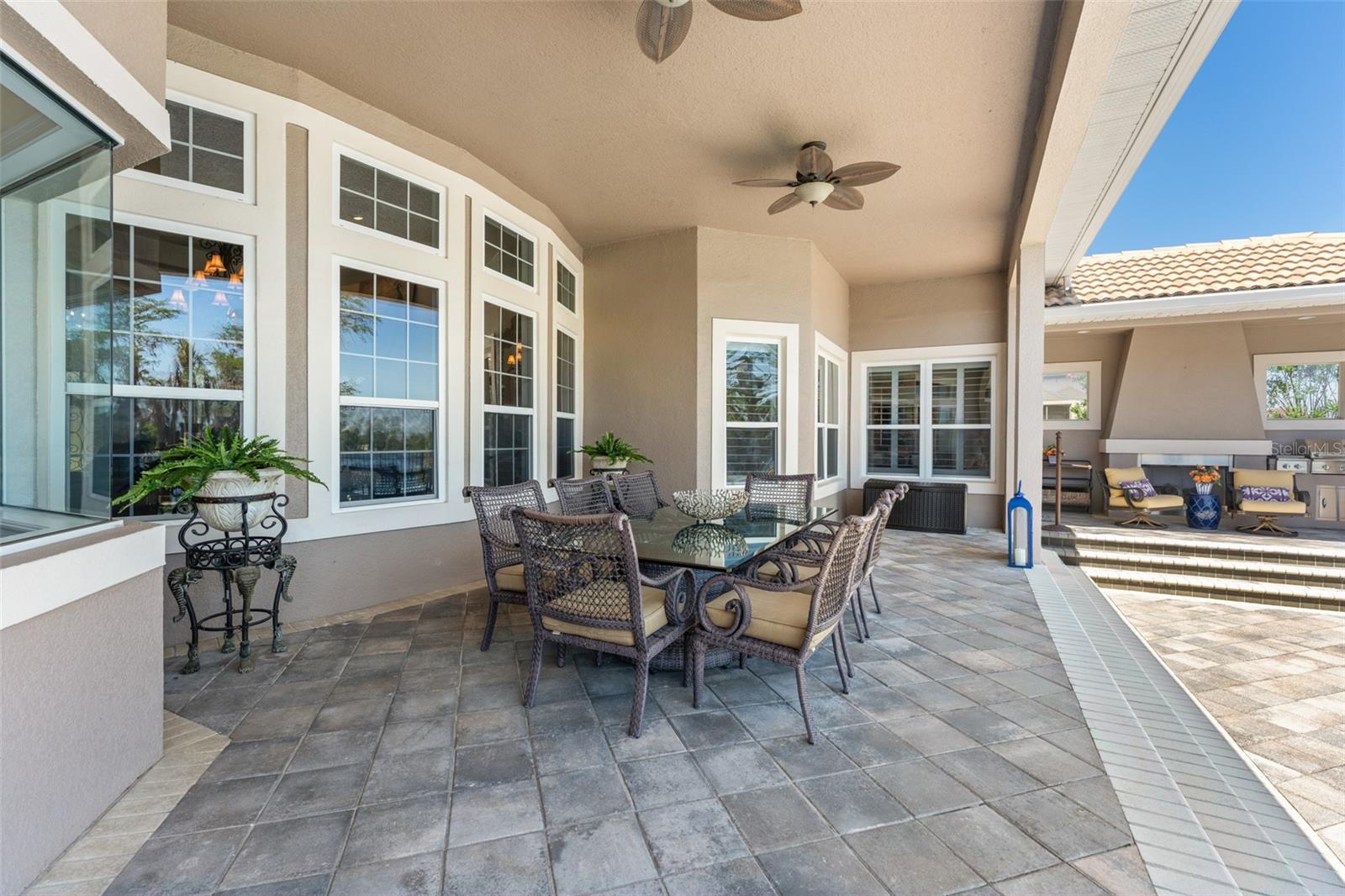 LAKES WINDERMERE PH 01 49 108 - Residential