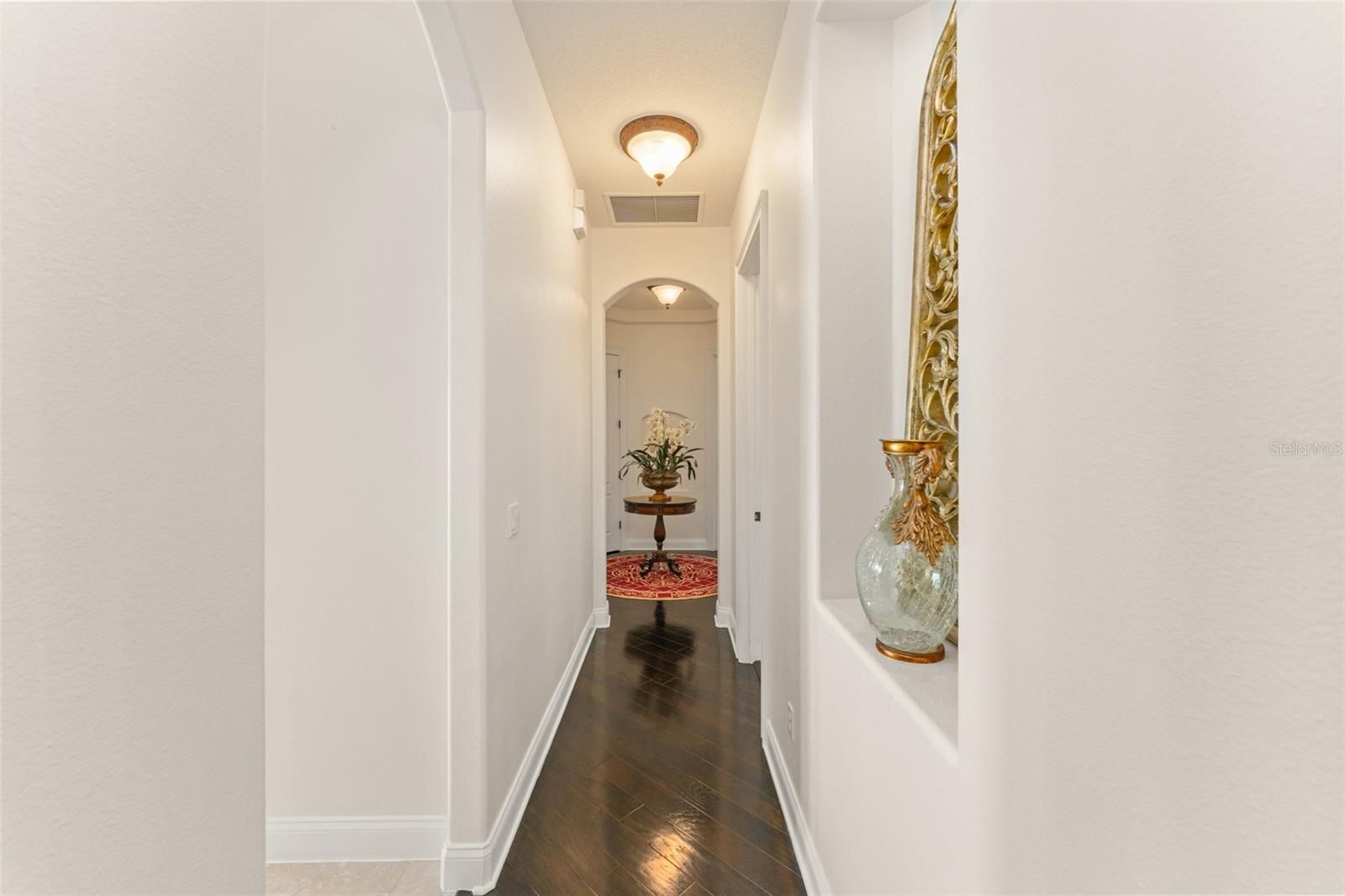 LAKES WINDERMERE PH 01 49 108 - Residential