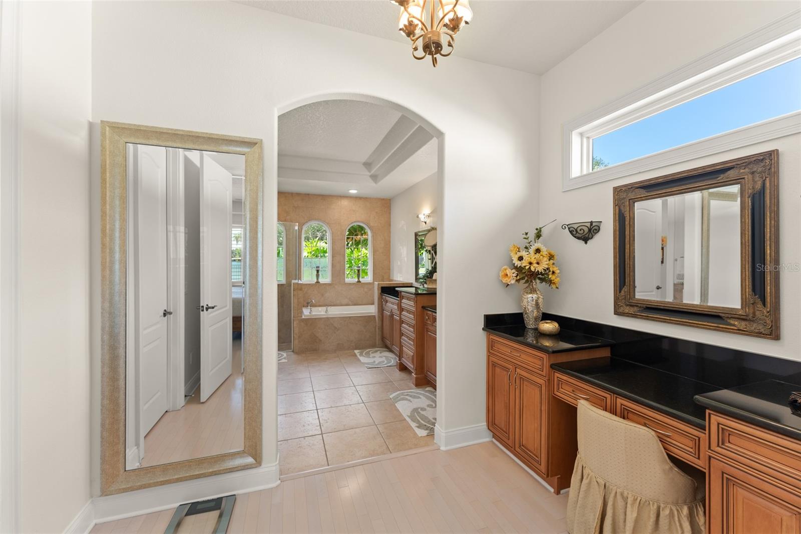 LAKES WINDERMERE PH 01 49 108 - Residential