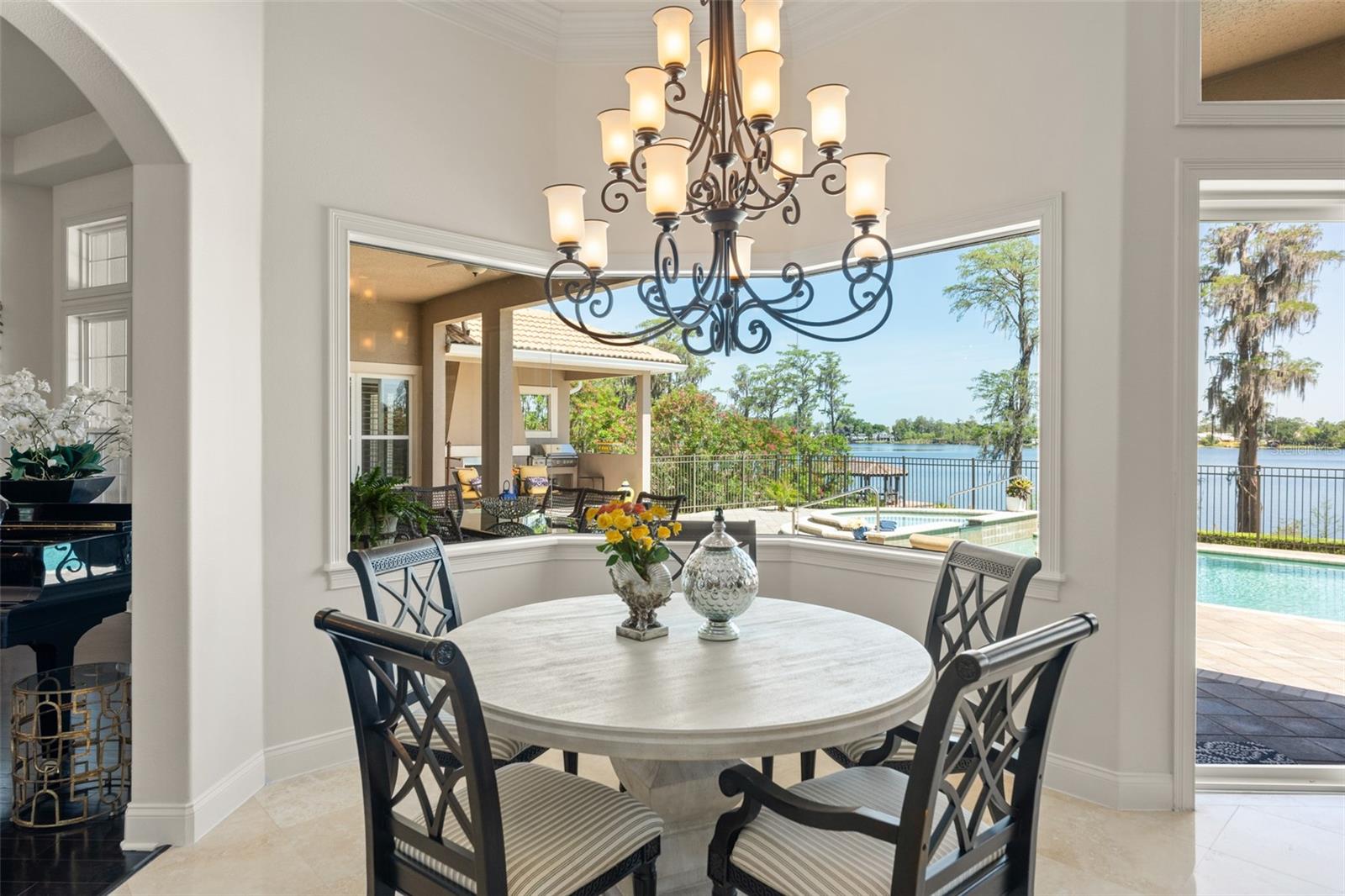 LAKES WINDERMERE PH 01 49 108 - Residential