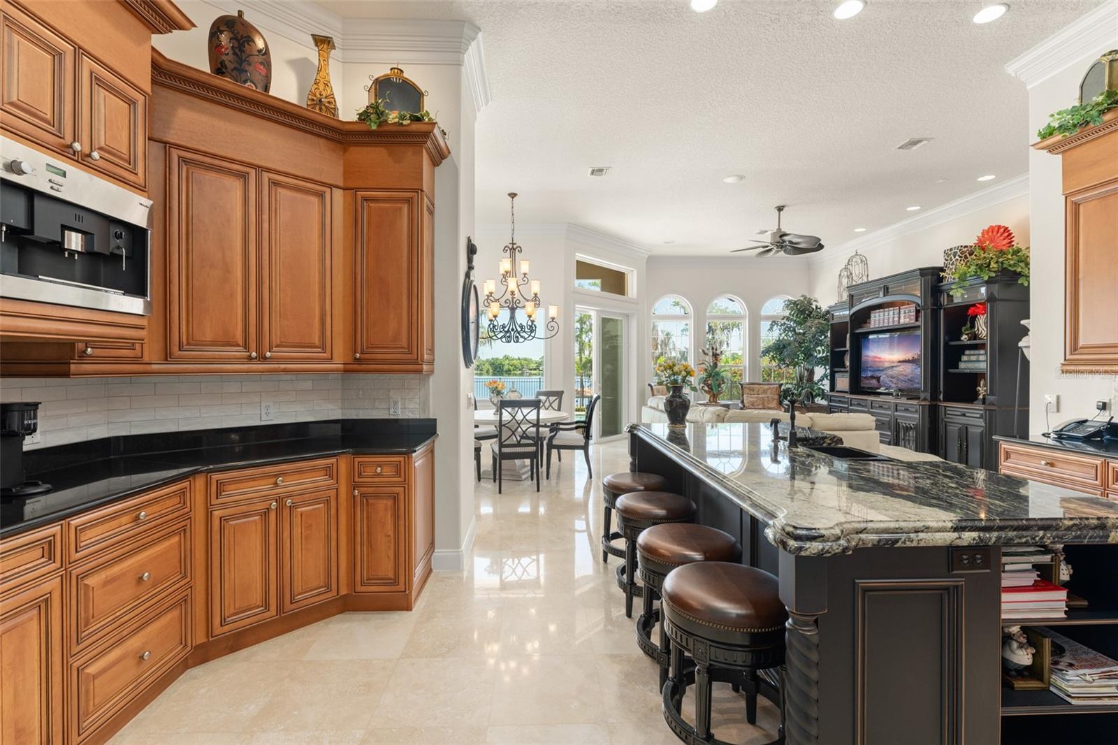 LAKES WINDERMERE PH 01 49 108 - Residential