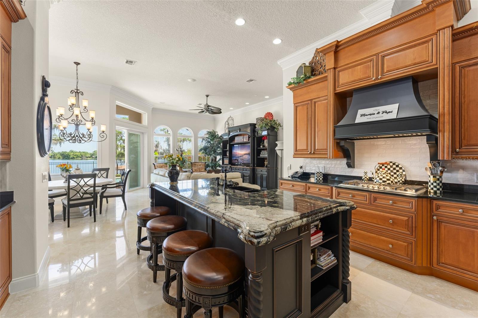 LAKES WINDERMERE PH 01 49 108 - Residential
