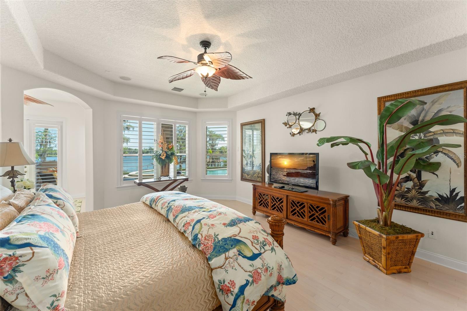 LAKES WINDERMERE PH 01 49 108 - Residential