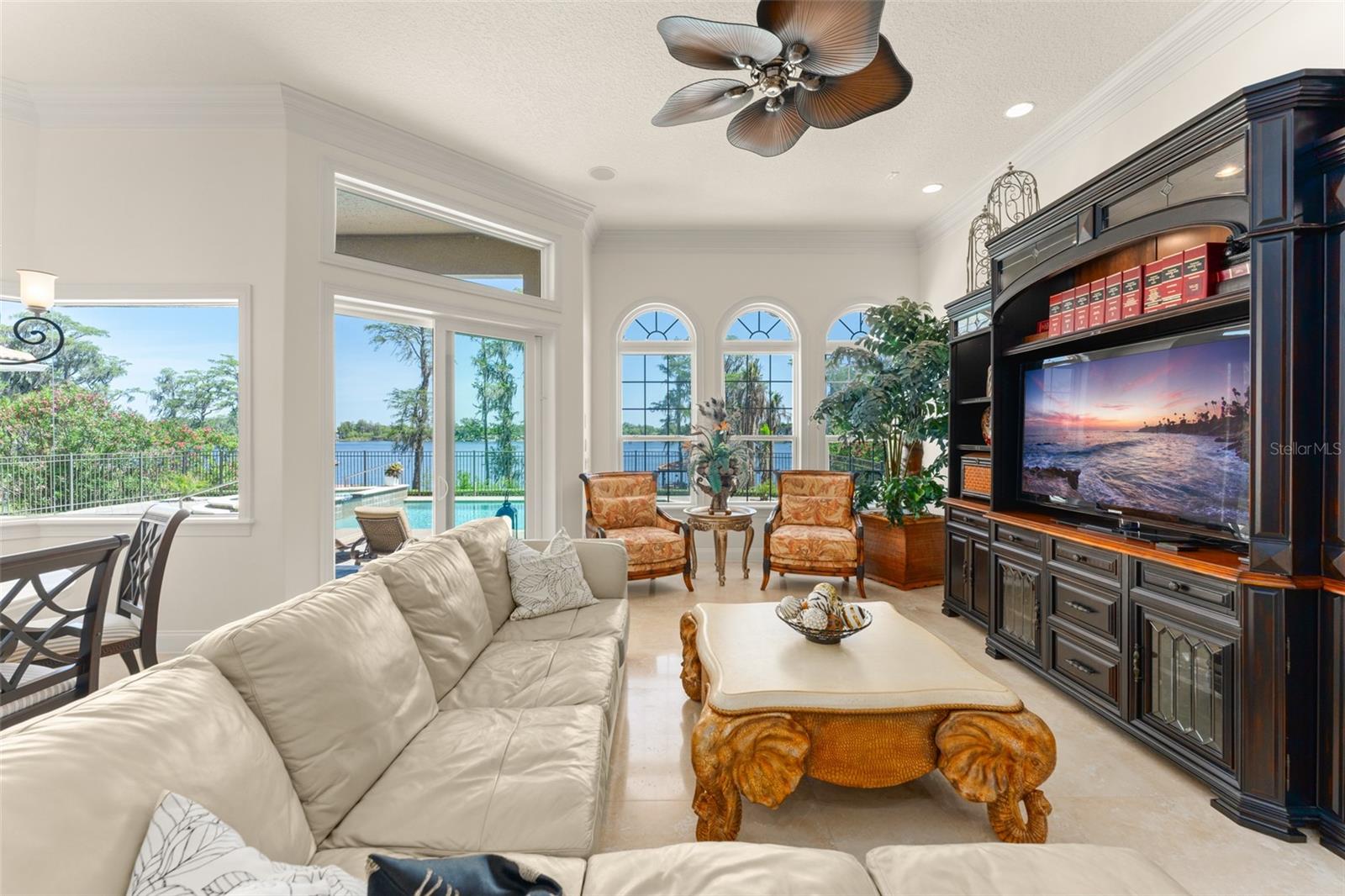 LAKES WINDERMERE PH 01 49 108 - Residential