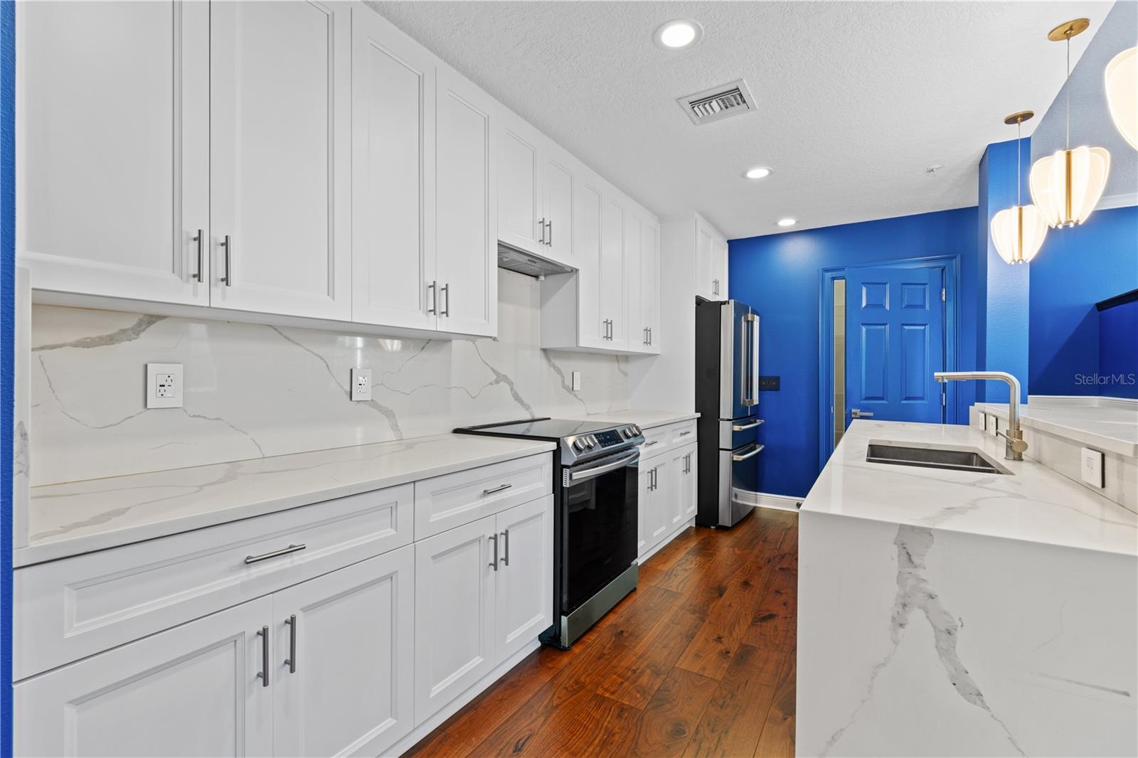 BALDWIN PARK - Residential