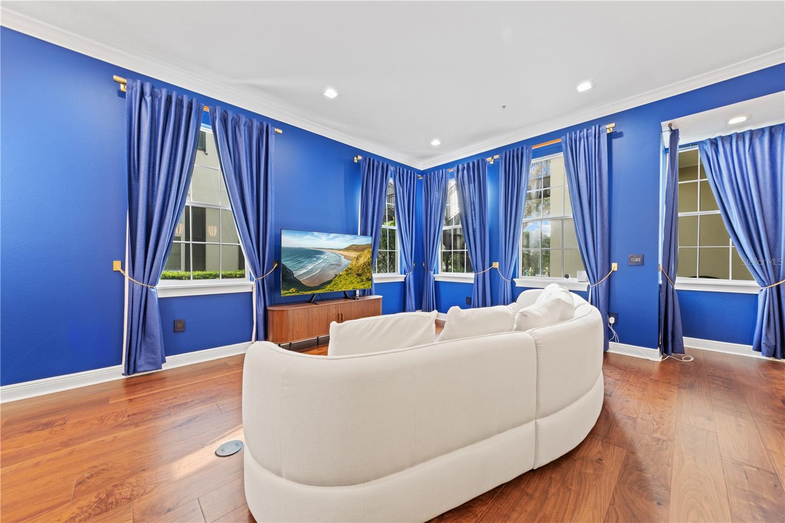 BALDWIN PARK - Residential