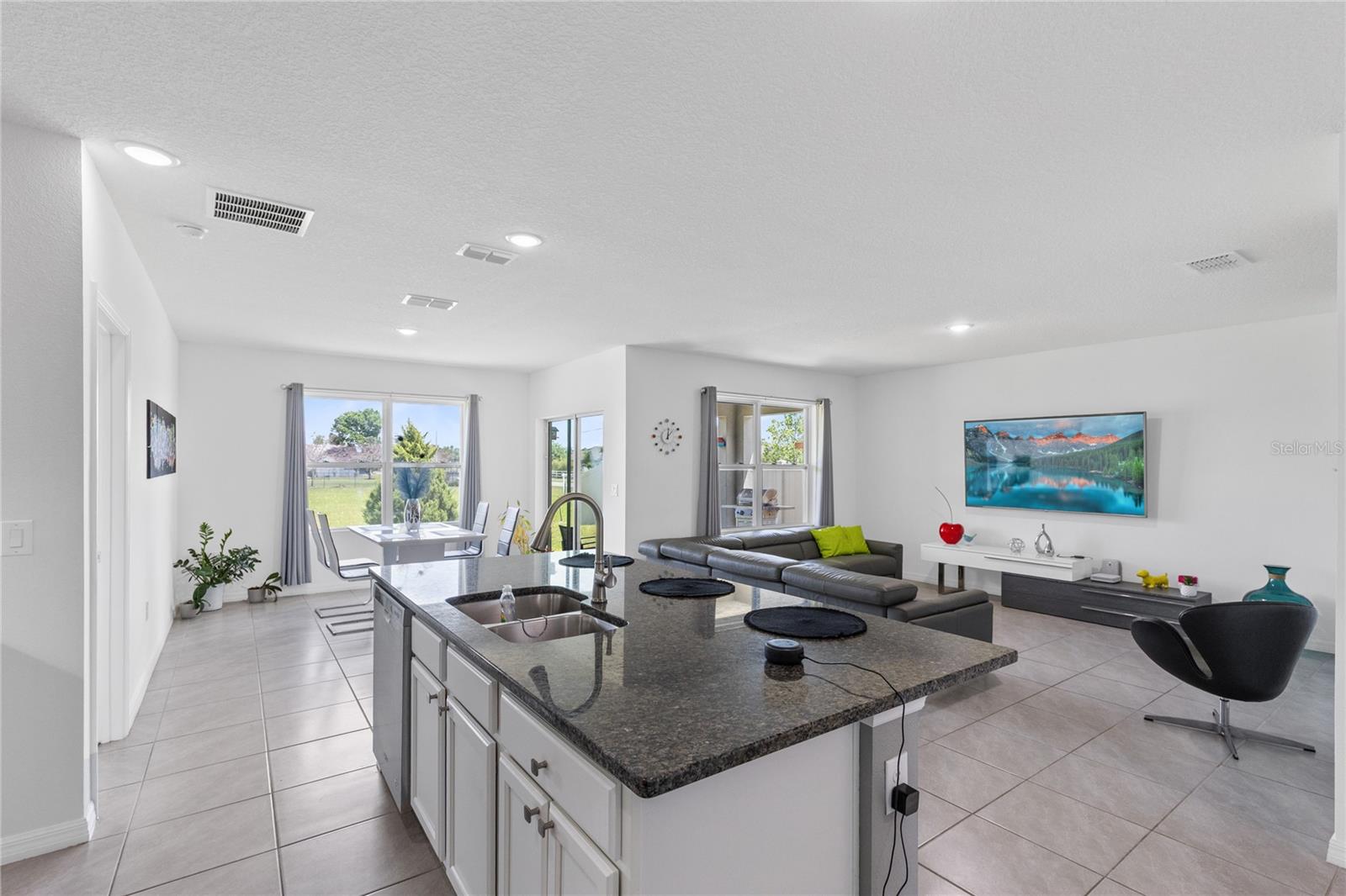 BARRINGTON - Residential