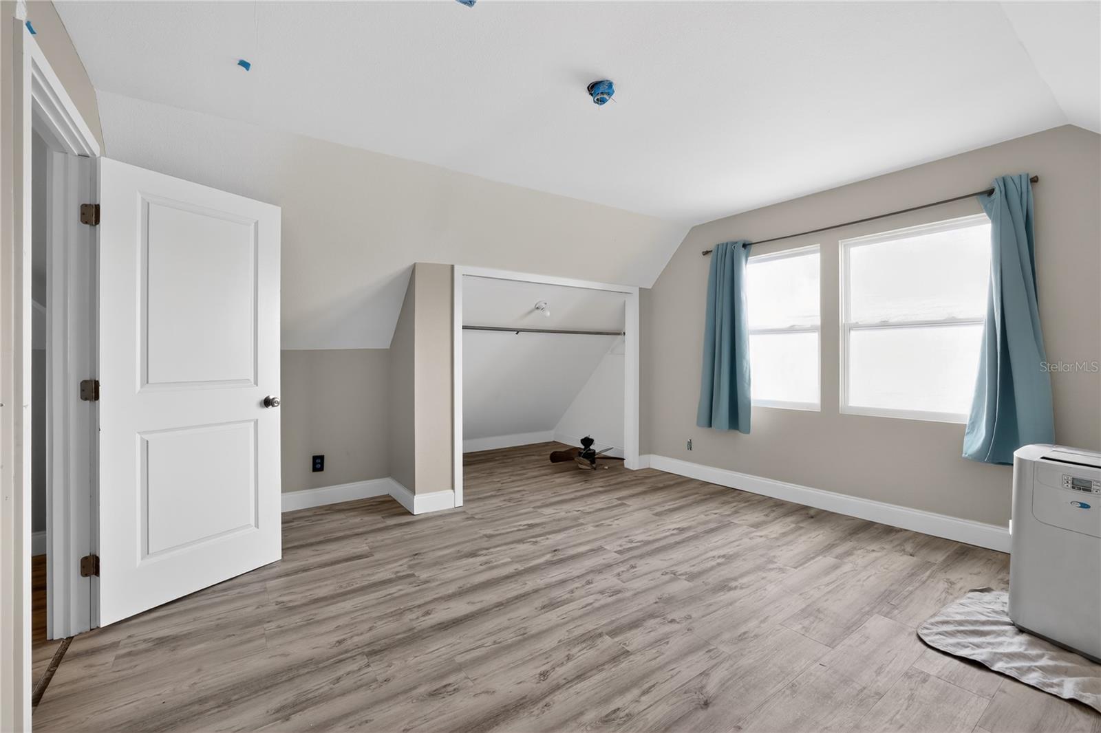 UNPLATTED - Residential