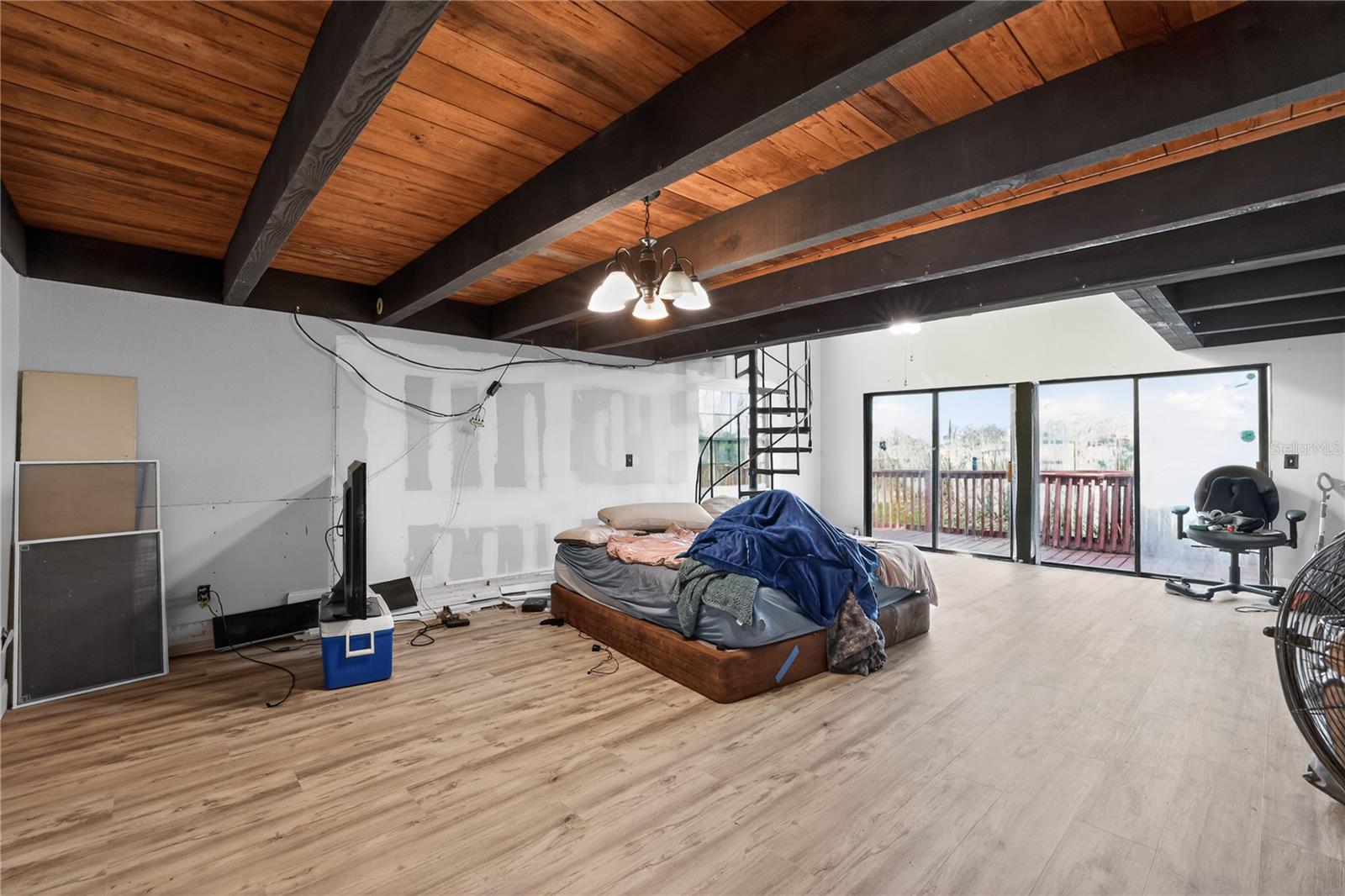 UNPLATTED - Residential