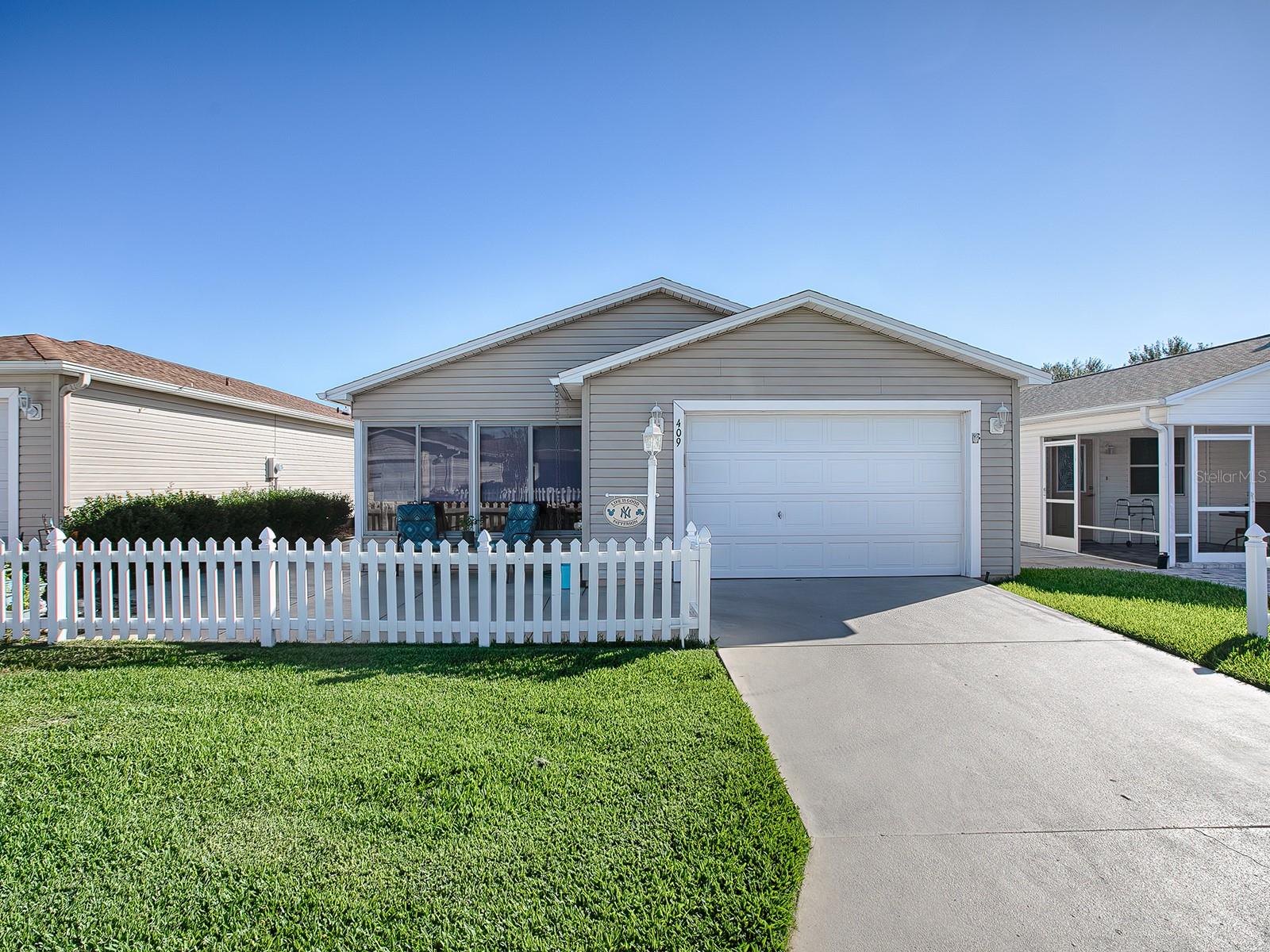 409 ROSE CROFT TERRACE