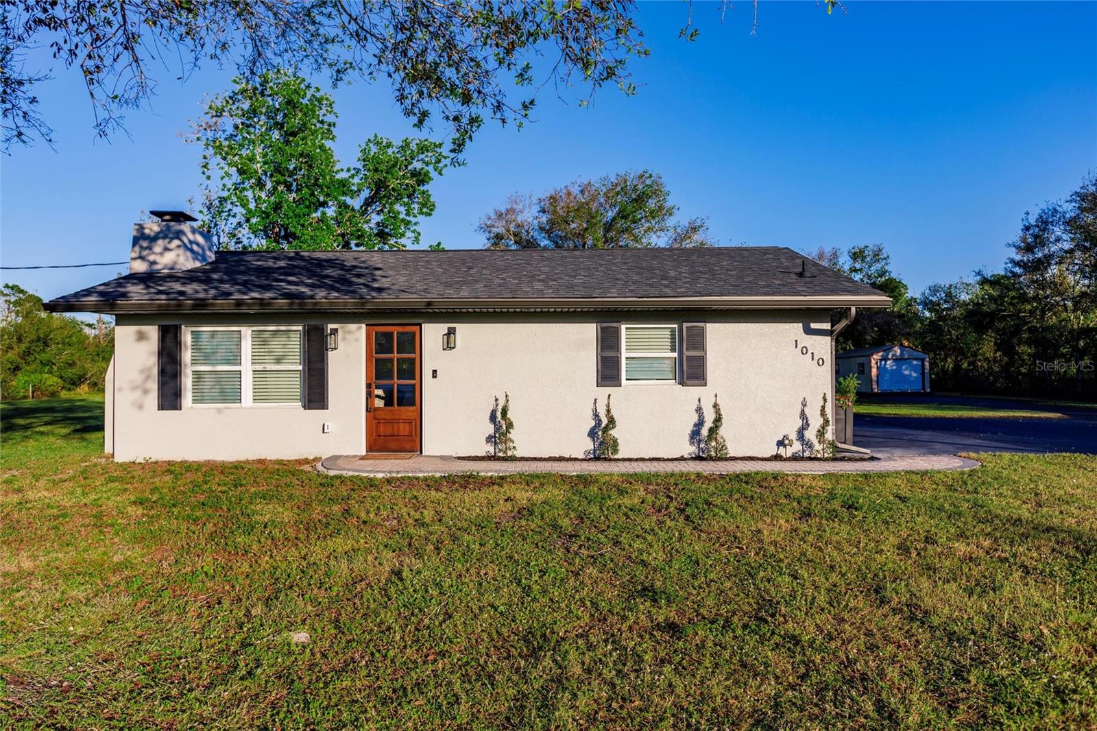 1010 ROBINHOOD DRIVE