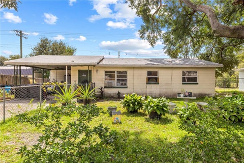 320 W Terrace Avenue, Lake Alfred, FL 33850