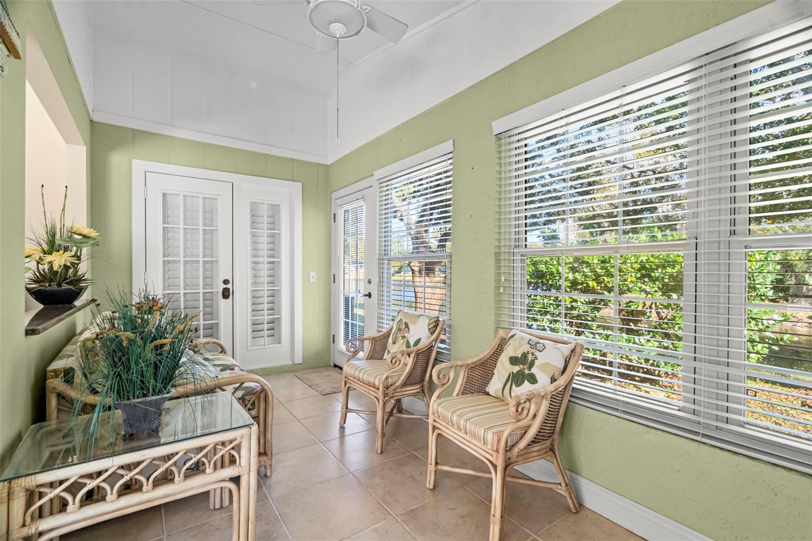 CEDARWOOD VILLAGE CONDO 01 - Residential