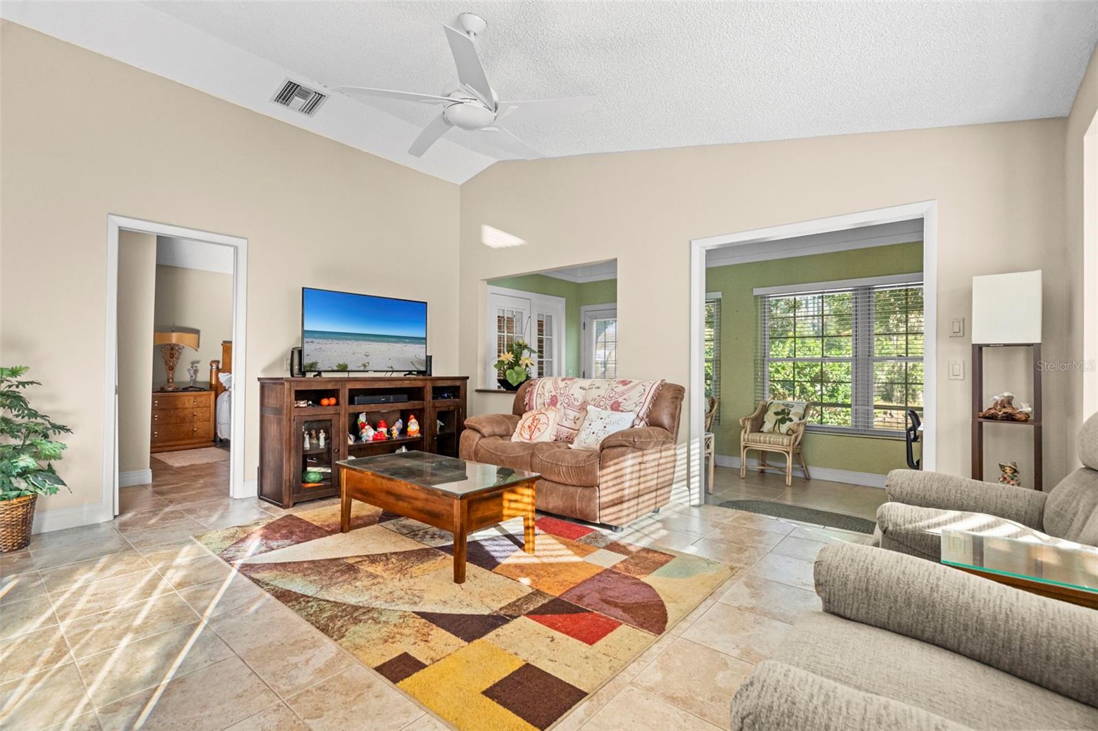 CEDARWOOD VILLAGE CONDO 01 - Residential