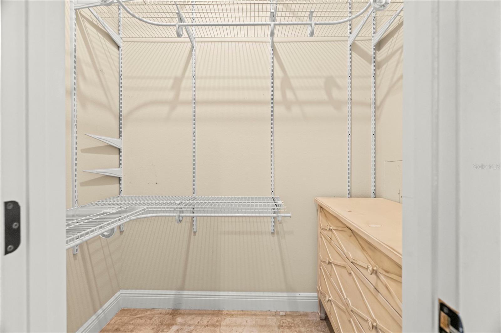 CEDARWOOD VILLAGE CONDO 01 - Residential