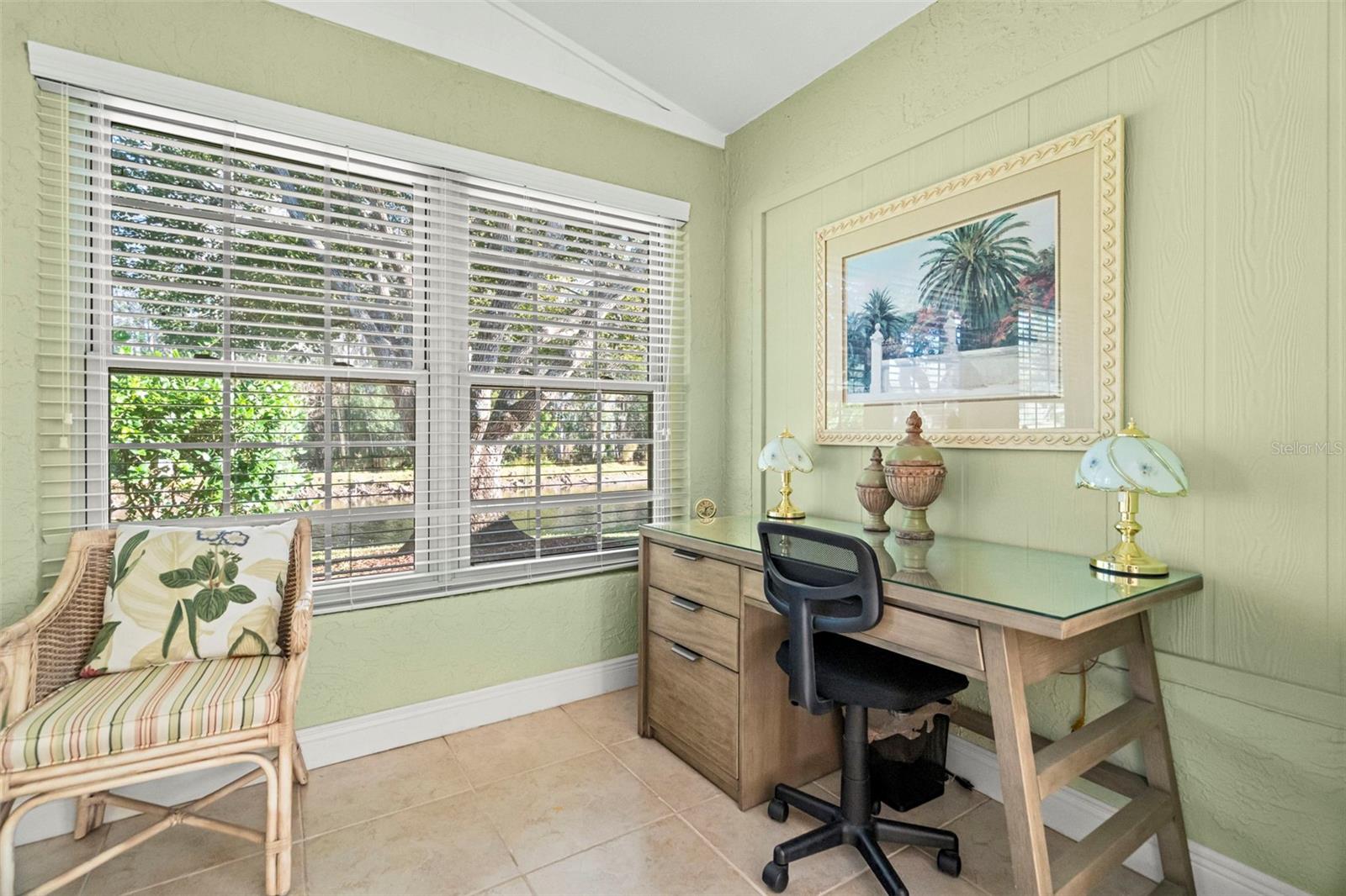 CEDARWOOD VILLAGE CONDO 01 - Residential