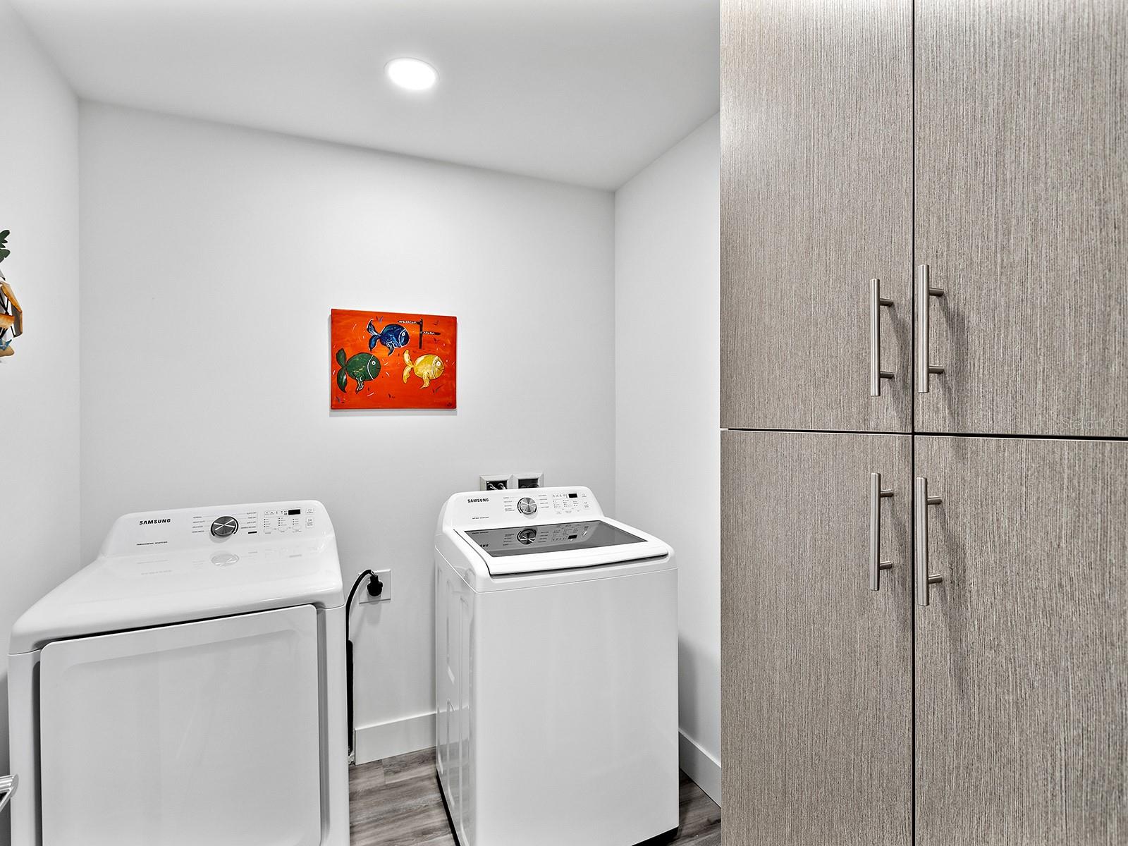 THE STRAND - Residential