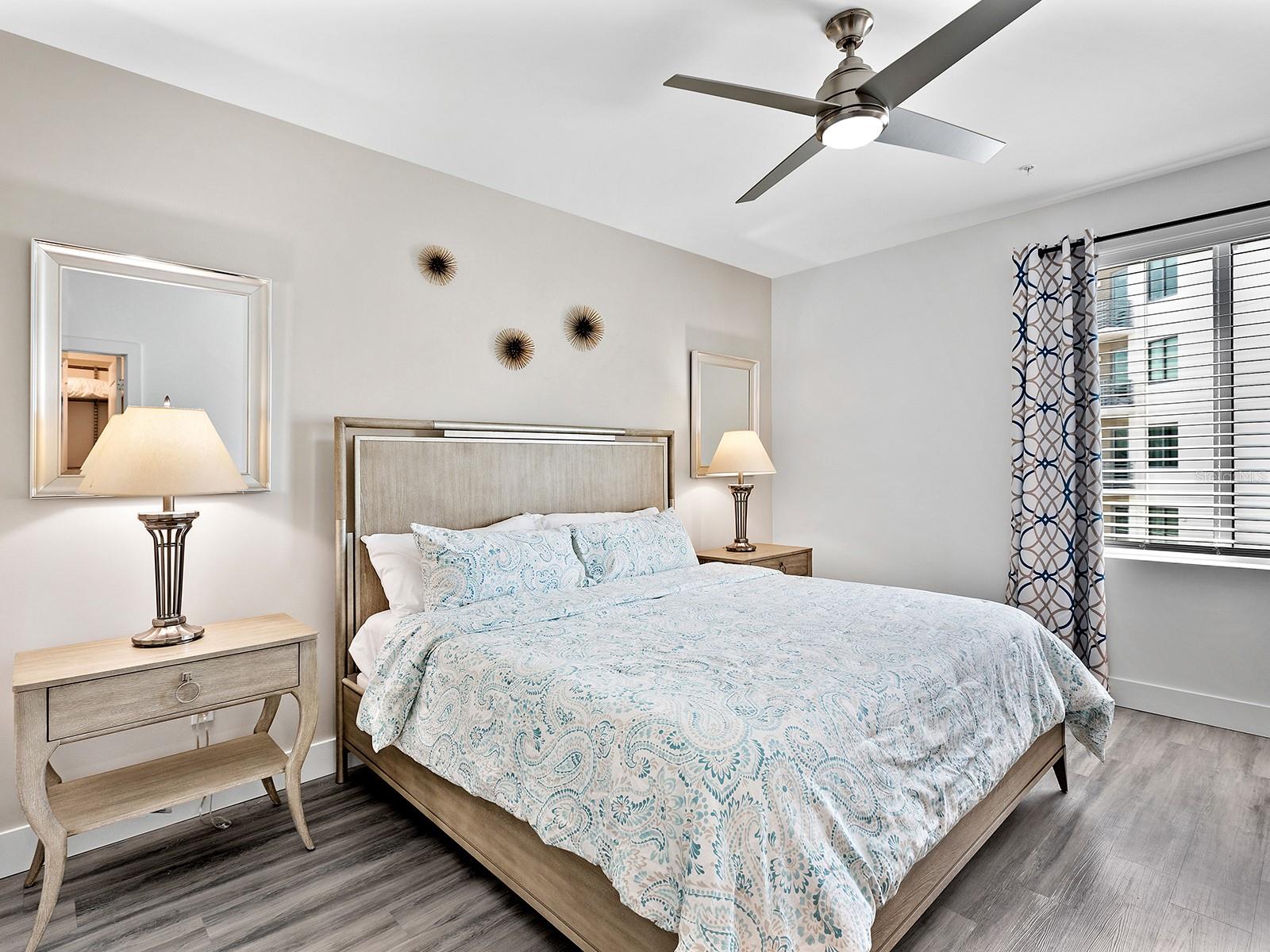 THE STRAND - Residential