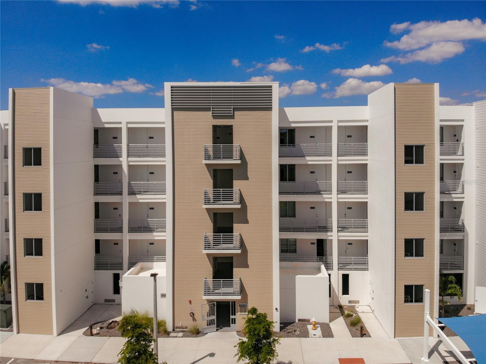 THE STRAND - Residential