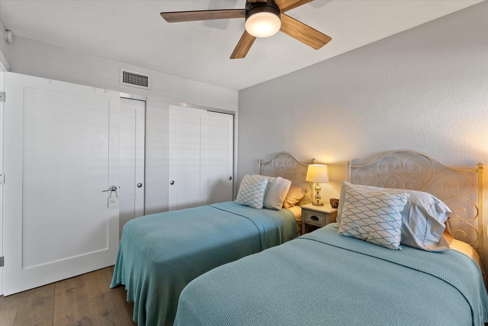 HEMINGWAY CONDO THE - Residential