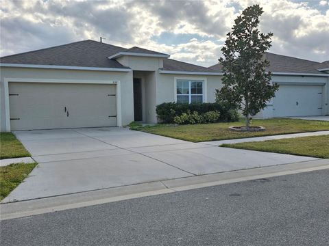 A home in WINTER HAVEN