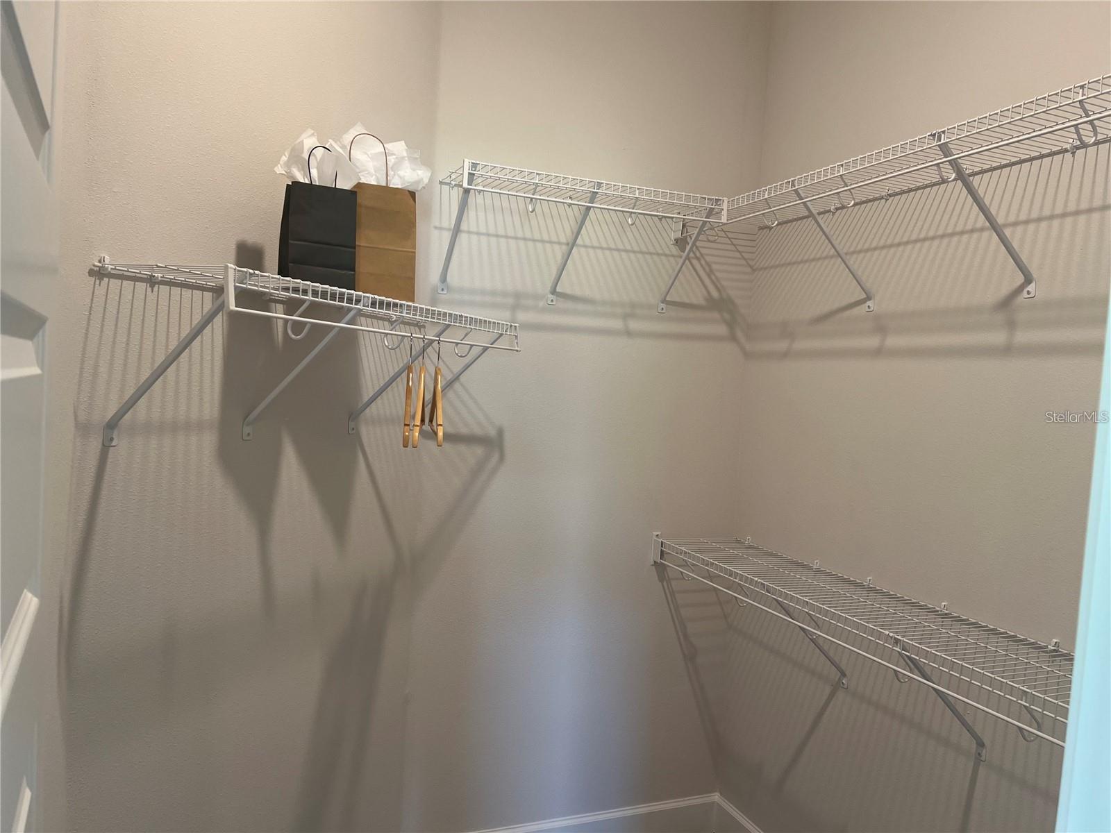 ABBEY GLEN - Residential