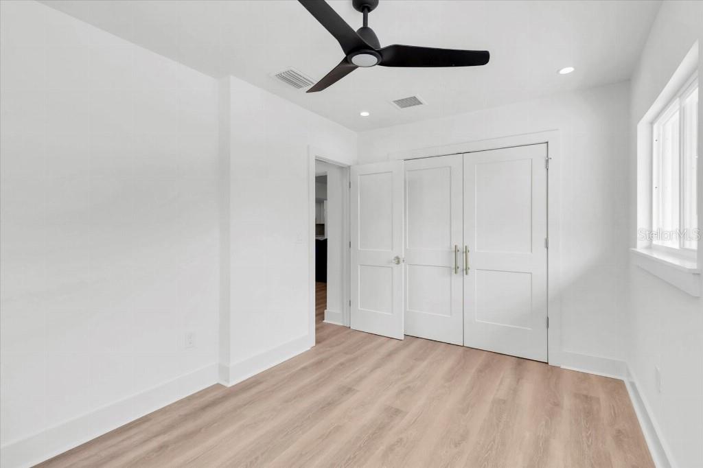 INDIAN ROCKS HIGHLANDS - Residential