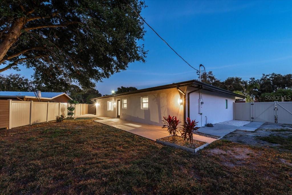 INDIAN ROCKS HIGHLANDS - Residential