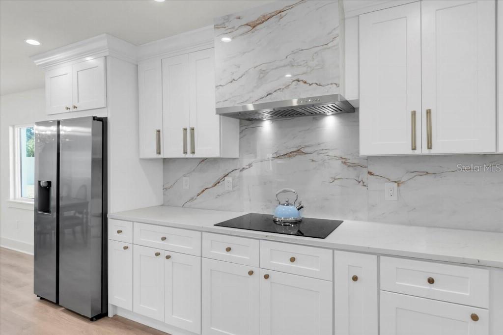 INDIAN ROCKS HIGHLANDS - Residential