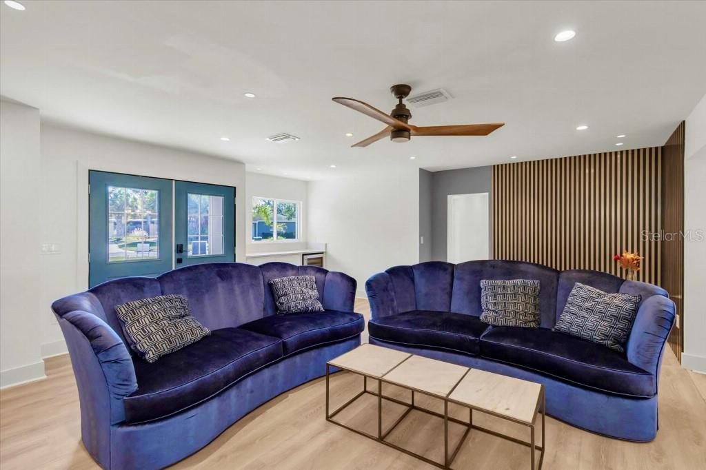 INDIAN ROCKS HIGHLANDS - Residential