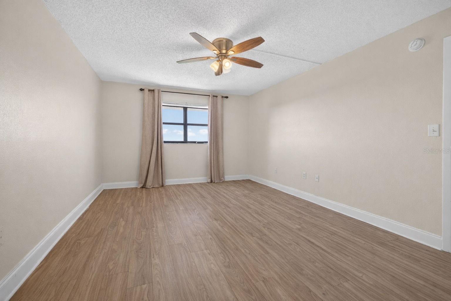 CHATEAU TOWER CONDO - Residential