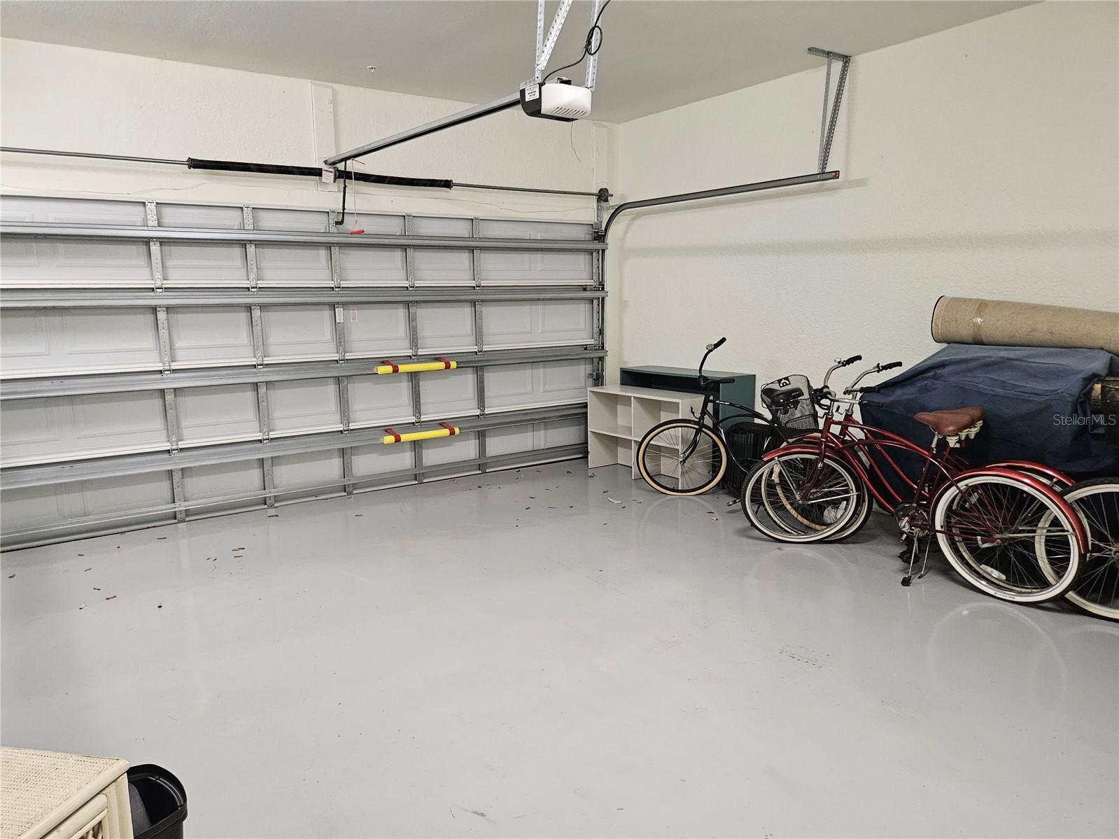 ISLAND COURT VENICE - Residential Lease