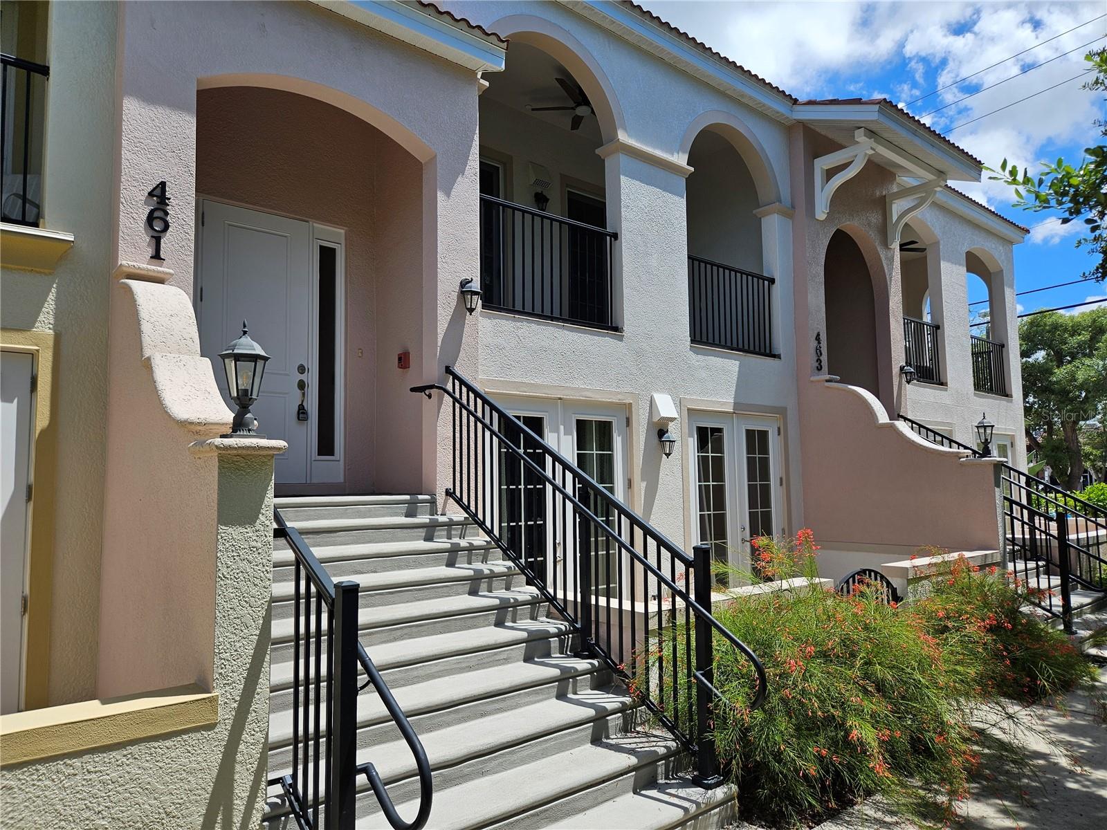 ISLAND COURT VENICE - Residential Lease