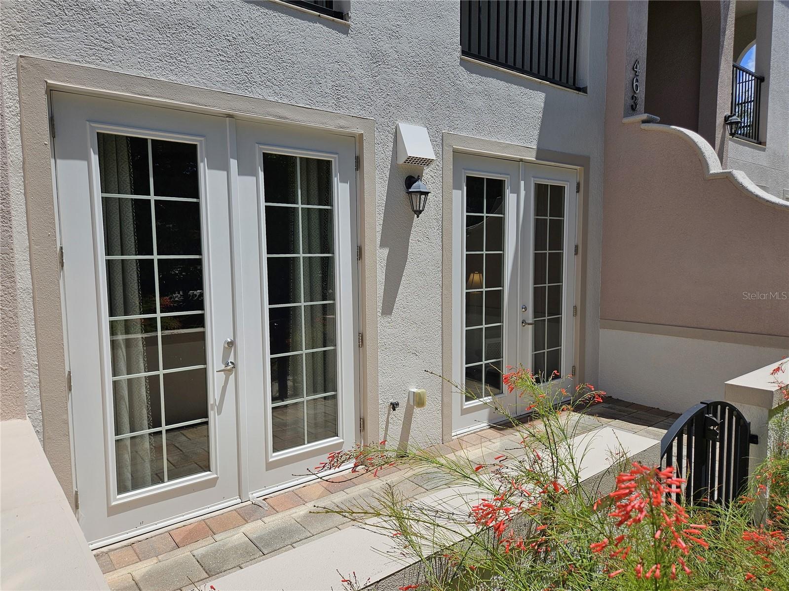 ISLAND COURT VENICE - Residential Lease