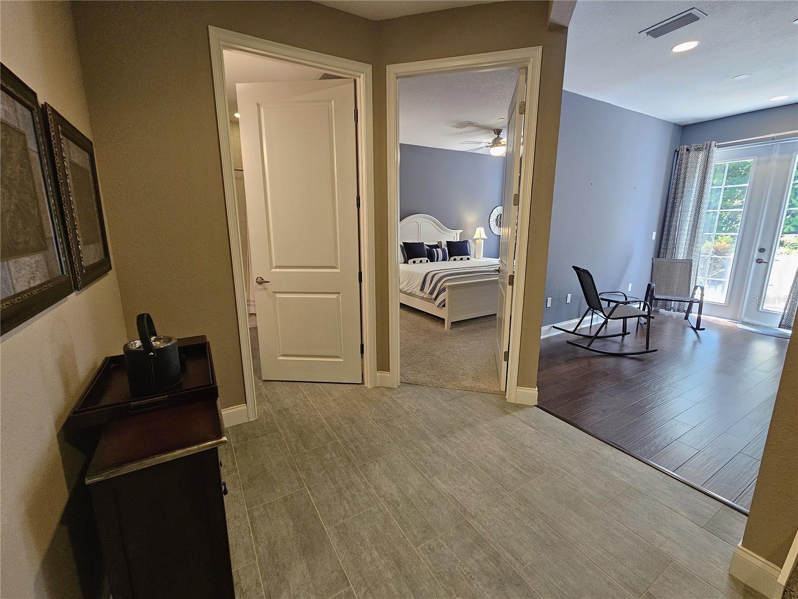 ISLAND COURT VENICE - Residential Lease