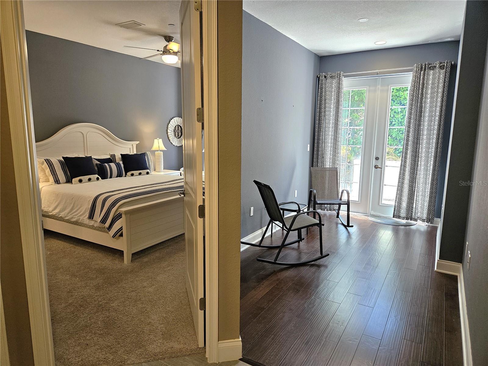 ISLAND COURT VENICE - Residential Lease